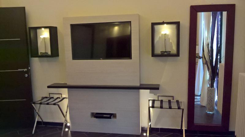 Eurohome Comfort Apartment Синя Екстериор снимка